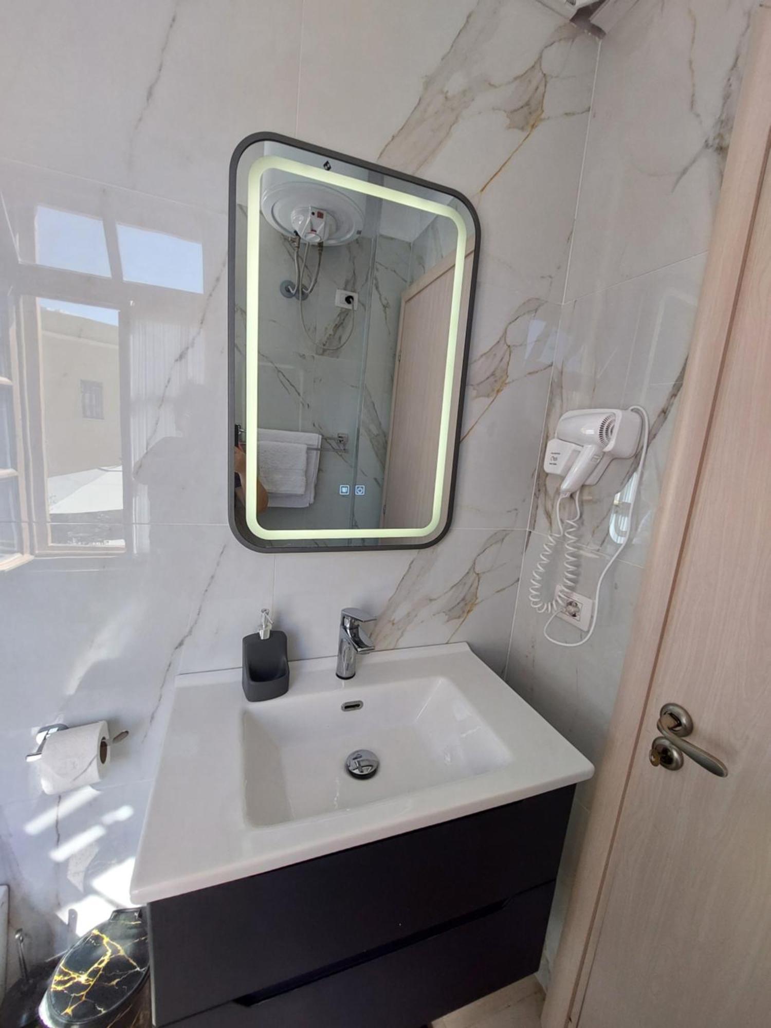 Godard Apartments Wlora Zewnętrze zdjęcie