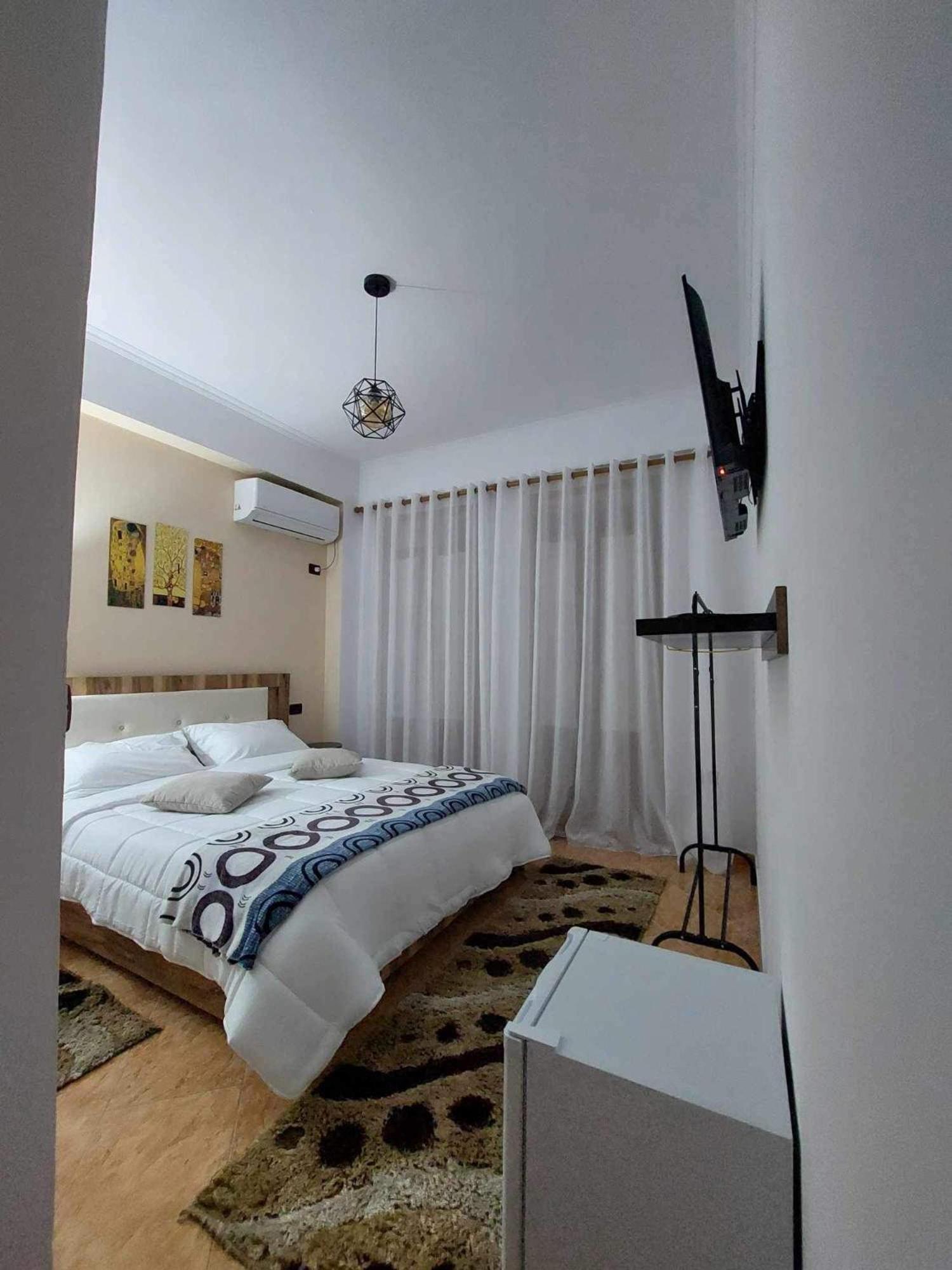 Godard Apartments Wlora Zewnętrze zdjęcie