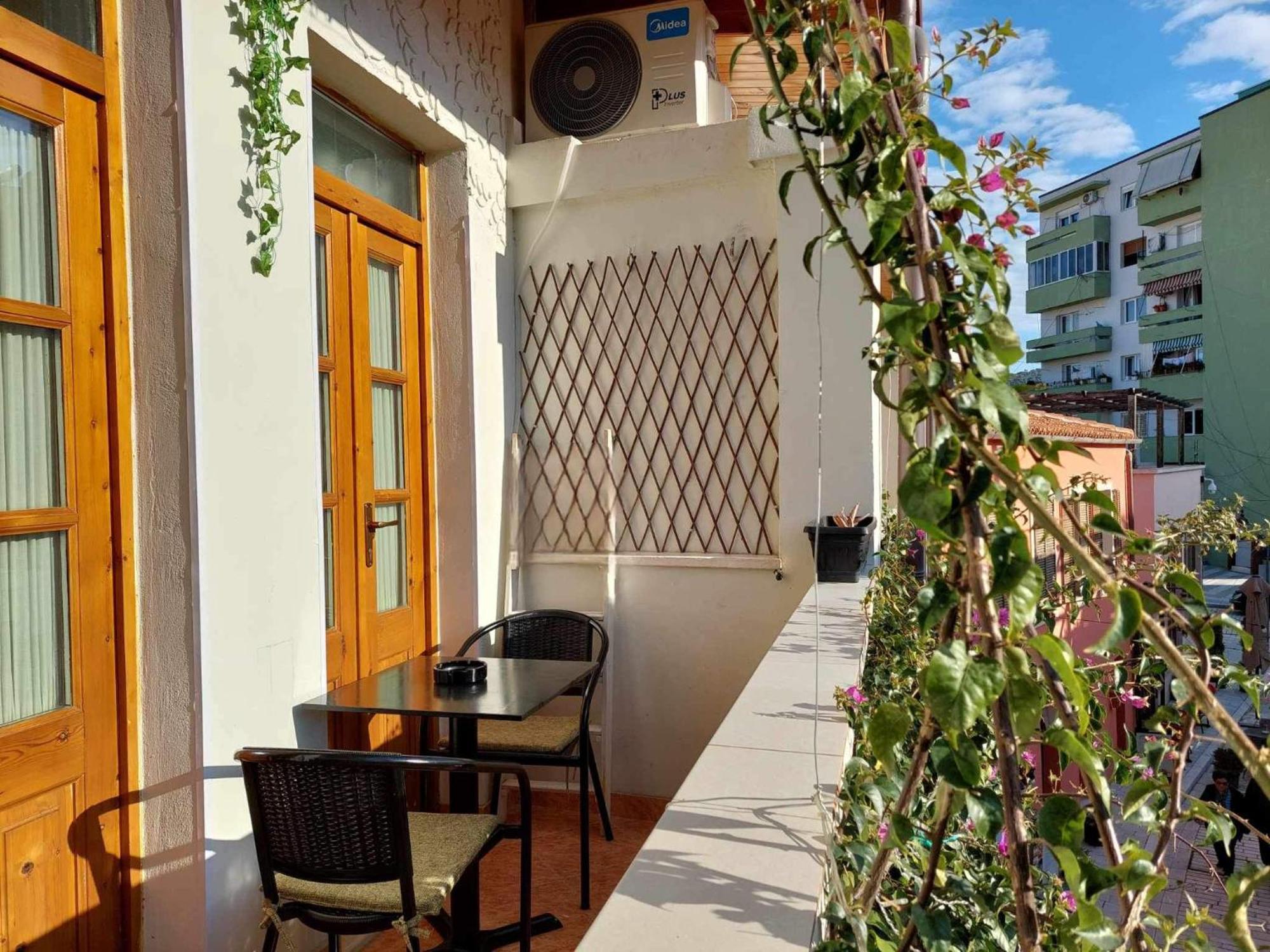 Godard Apartments Wlora Zewnętrze zdjęcie
