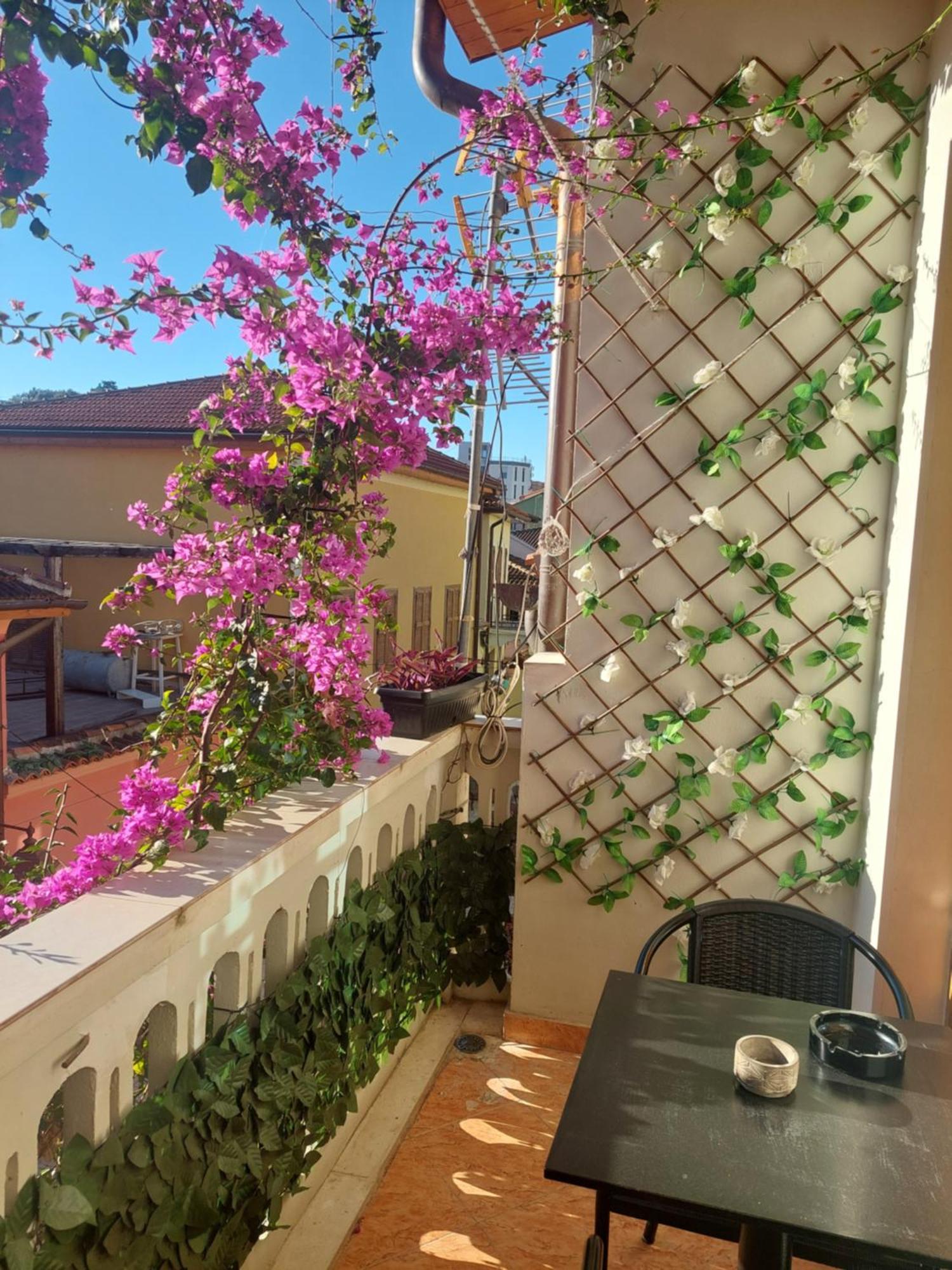 Godard Apartments Wlora Zewnętrze zdjęcie
